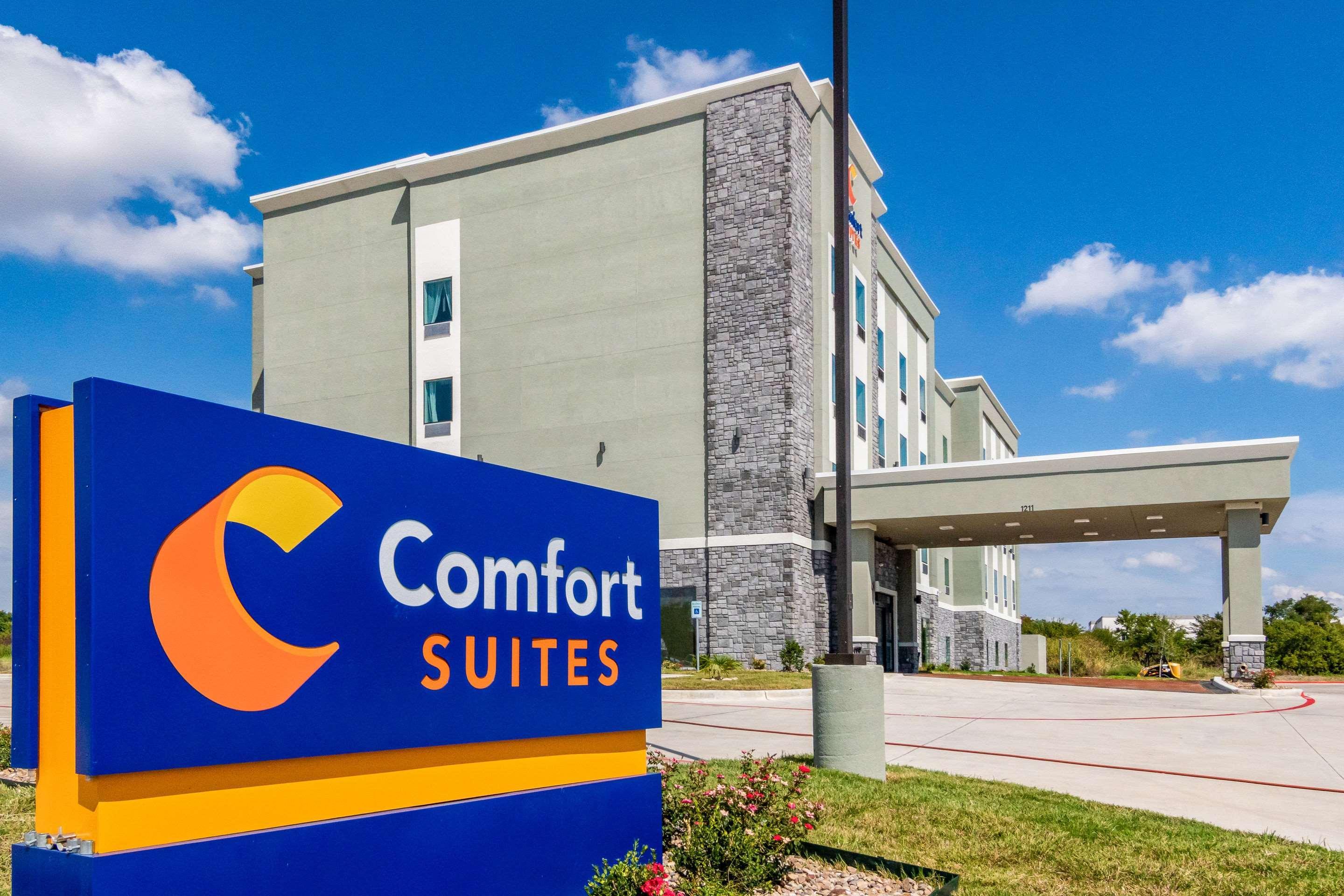 Comfort Suites Desoto Dallas South Ngoại thất bức ảnh