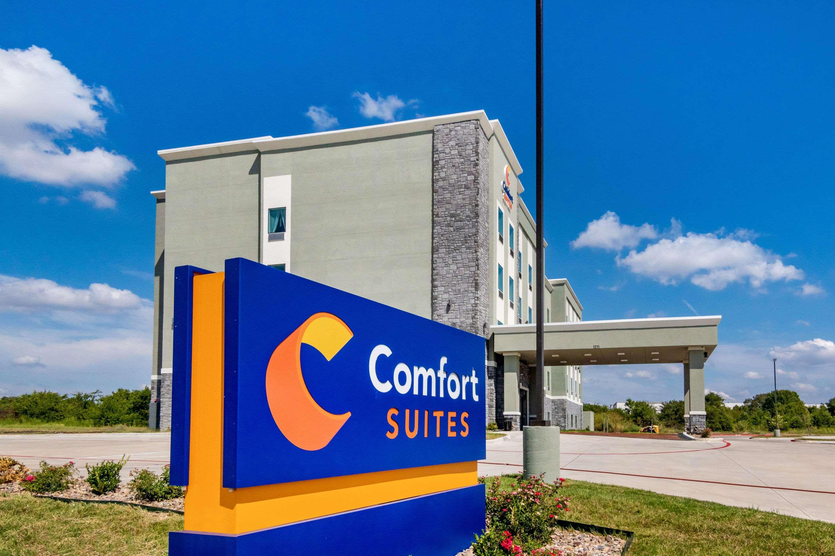 Comfort Suites Desoto Dallas South Ngoại thất bức ảnh